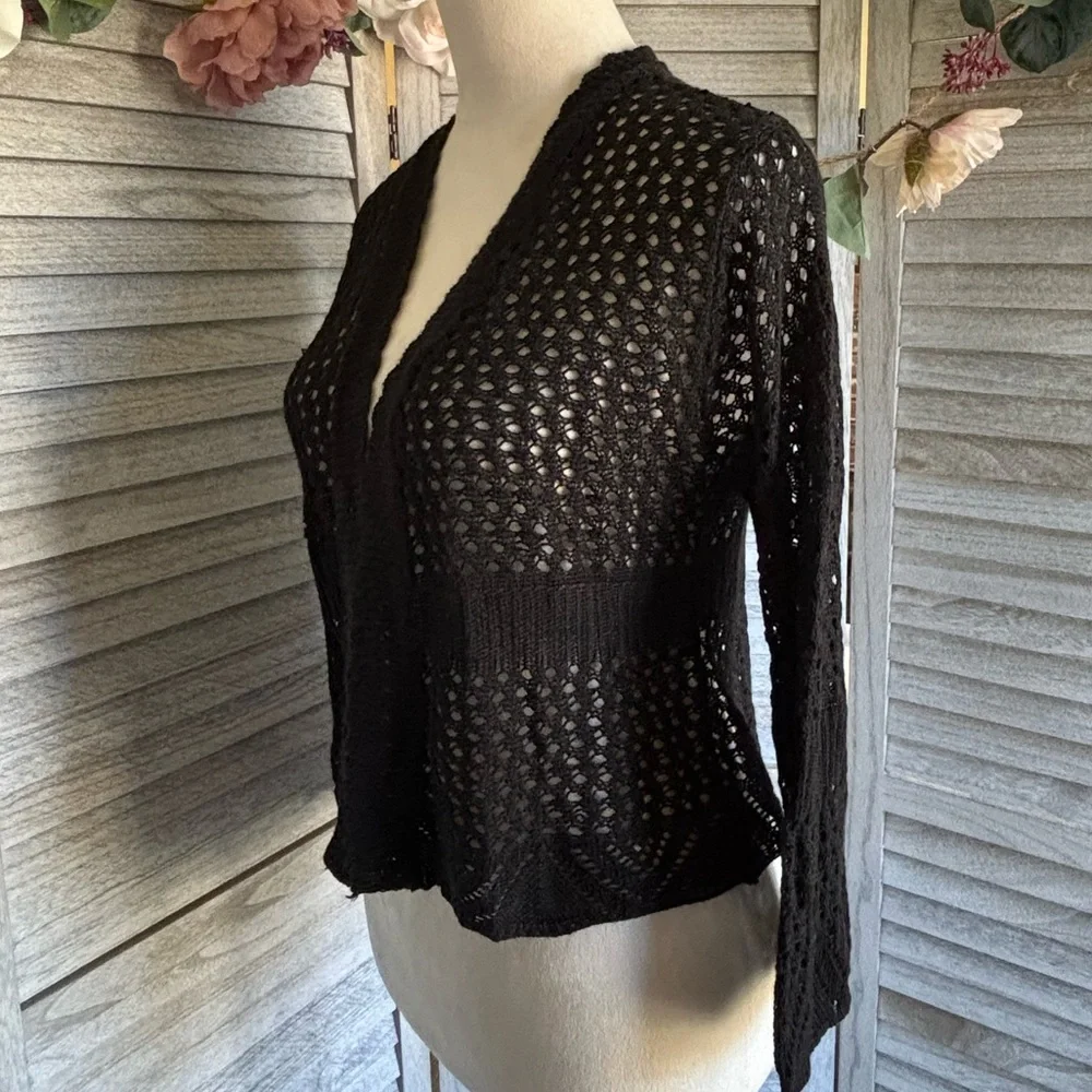 SWEET KIZZ Women’s SZ XL Black Crochet Knit Shrug/Sweater/Jacket w/Bell Sleeves - Picture 2 of 16
